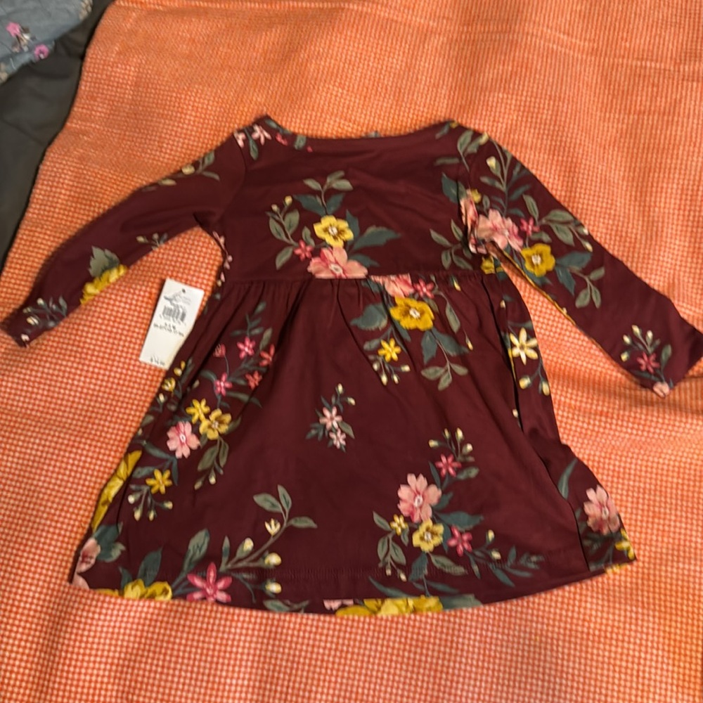 Old Navy Floral Baby Dresses Set - Picture 3 of 5